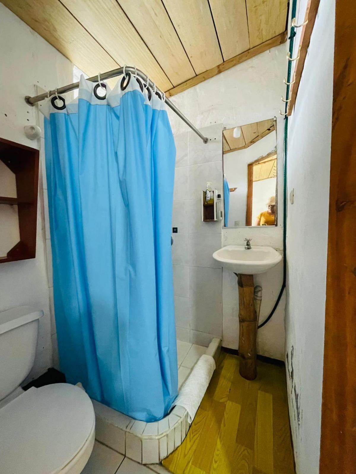 Hostal Darwin 푸에르토아요라 외부 사진